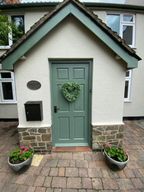 Stoop Cottage - in the heart of Quorn, Quorn
